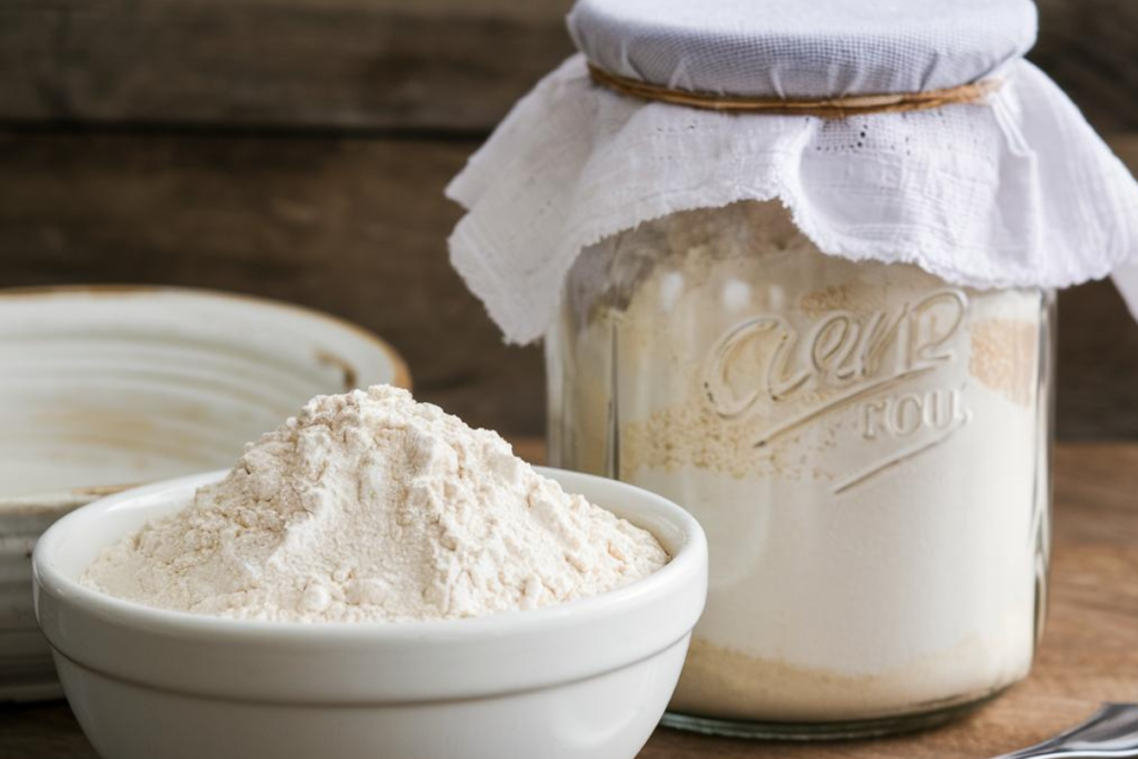 What is the Difference Between Flour and Cake Flour?